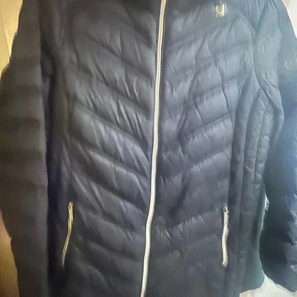 MICHAEL Michael Kors Black Puffer Jacket - Picture 4 of 5